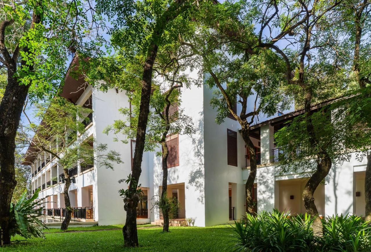 Tawa Ravadee Resort Prachinburi, A Member Of Worldhotels Distinctive Si Maha Phot Εξωτερικό φωτογραφία